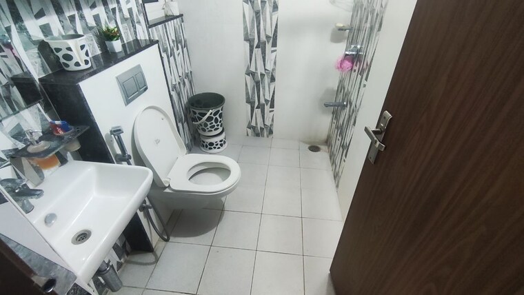 Bathroom, ncc-urban-mayfair 3 Bedroom 1600 Sq.Ft. Apartment In Yelahanka Bangalore 10570559