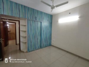 Room in 2 BHK Apartment at Prestige Royale Gardens, Doddaballapur Road – for Rent