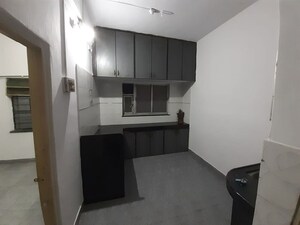 Kitchen in 1.5 BHK Apartment at Pragati Apartments Dahanukar Colony, Dahanukar Colony – for Rent