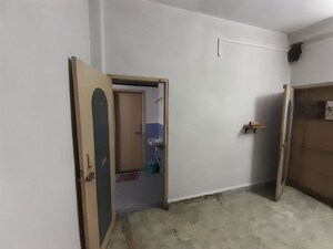 Living Room in 1.5 BHK Apartment at Pragati Apartments Dahanukar Colony, Dahanukar Colony – for Rent