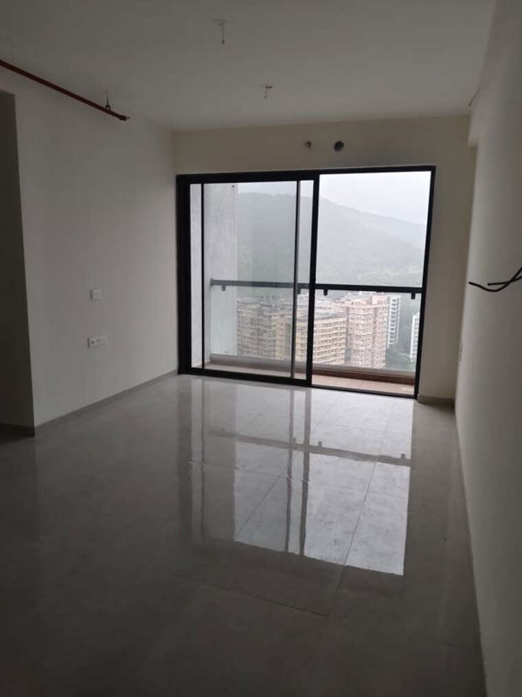 Room, pokhran road no one 3 Bedroom 994 Sq.Ft. Apartment In Pokhran Road No One Thane 10570590