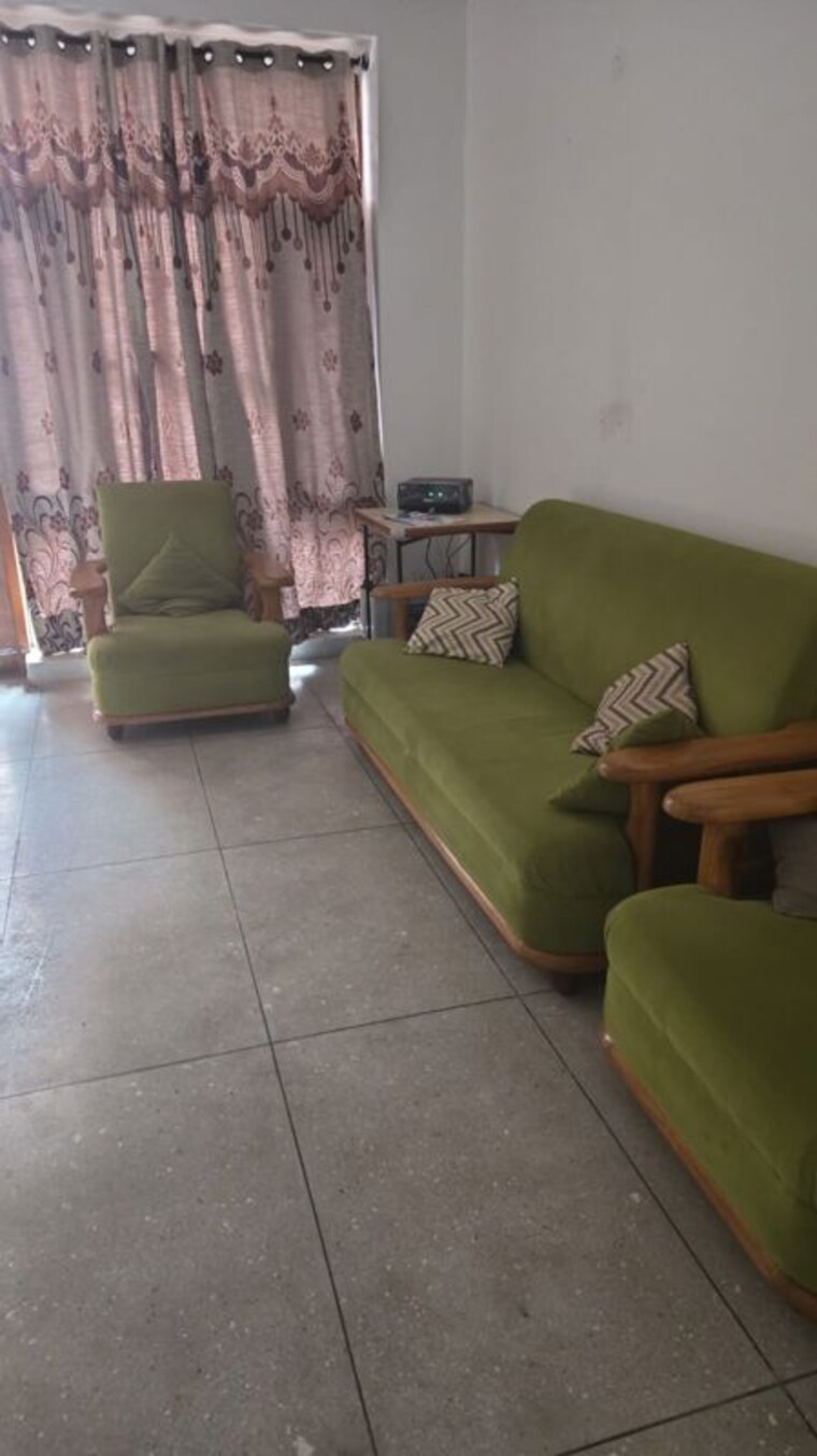 Living Room, mansa devi 1 RK 500 Sq.Ft. Builder Floor In Mansa Devi Panchkula 10570592