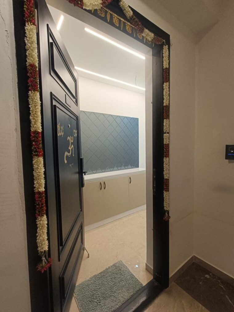 Bathroom, capstone-life-flowing-tree 3 Bedroom 1530 Sq.Ft. Apartment In Allalasandra Bangalore 10570599