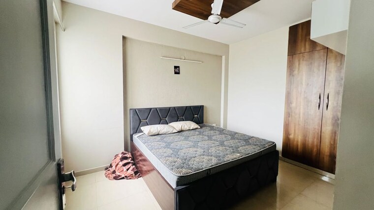 Bedroom, conscient-habitat-102 3 Bedroom 800 Sq.Ft. Apartment In Sector 102 Gurgaon 10570617