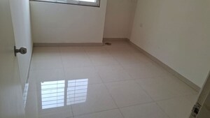 Room in 3 BHK Apartment at Magarpatta Sylvania, Hadapsar – for Rent