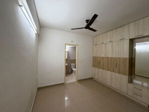 Room in 3 BHK Apartment at Provident Harmony, Thanisandra Main Road – for Rent