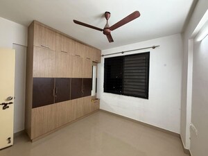 Room in 3 BHK Apartment at Provident Harmony, Thanisandra Main Road – for Rent