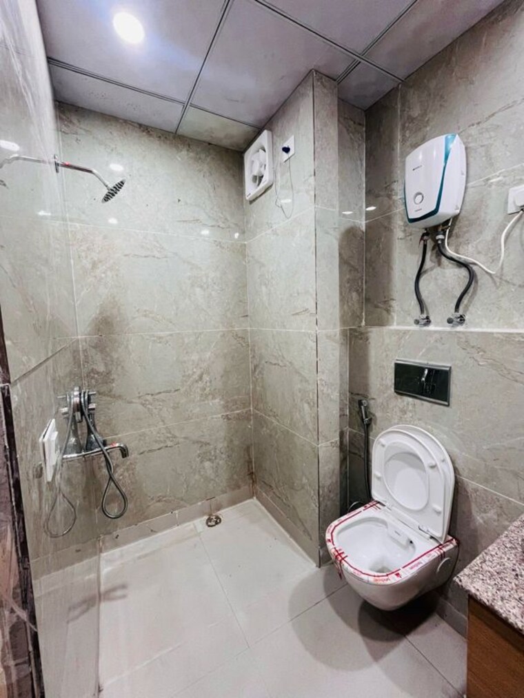 Bathroom, kaveri-city-center Studio 478 Sq.Ft. Apartment In Delta I Greater Noida Greater Noida 10570646