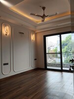 4 BHK 282 Sq.Yd. Builder Floor in Sector 49