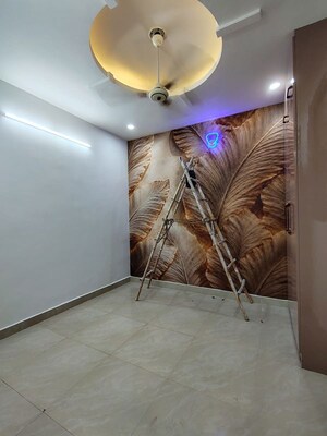 Furnished Amenities in 2 BHK Apartment at Vasundhara Sector 3 – for Sale