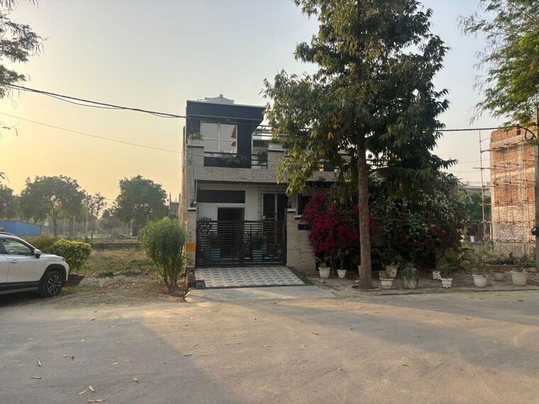 Exterior View, zestha-bhagirath-vihar-residency  200 Sq.Yd. Plot In Sector 27 Yamuna Expressway Greater Noida 10570672
