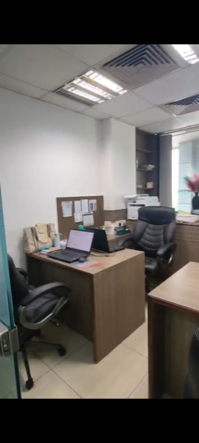 Team Area, netaji subhash place Commercial Office Space 450 Sq.Ft. In Netaji Subhash Place Delhi 10570667