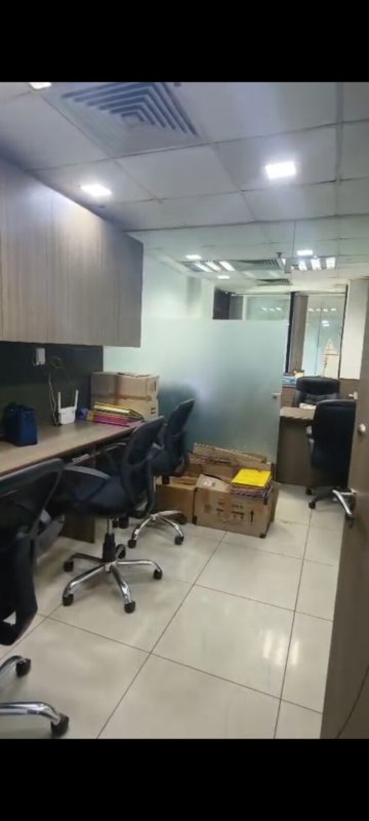 Team Area, netaji subhash place Commercial Office Space 450 Sq.Ft. In Netaji Subhash Place Delhi 10570667