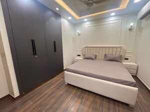 Bedroom in 3 BHK Builder Floor at Sector 21 – for Rent