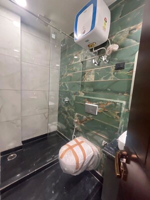 Furnished Amenities in 3 BHK Builder Floor at Sector 21 – for Rent