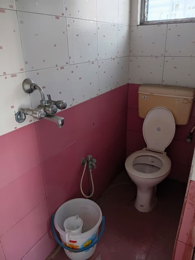 Bathroom, new town 3 Bedroom 1100 Sq.Ft. Builder Floor In New Town Kolkata 10570685