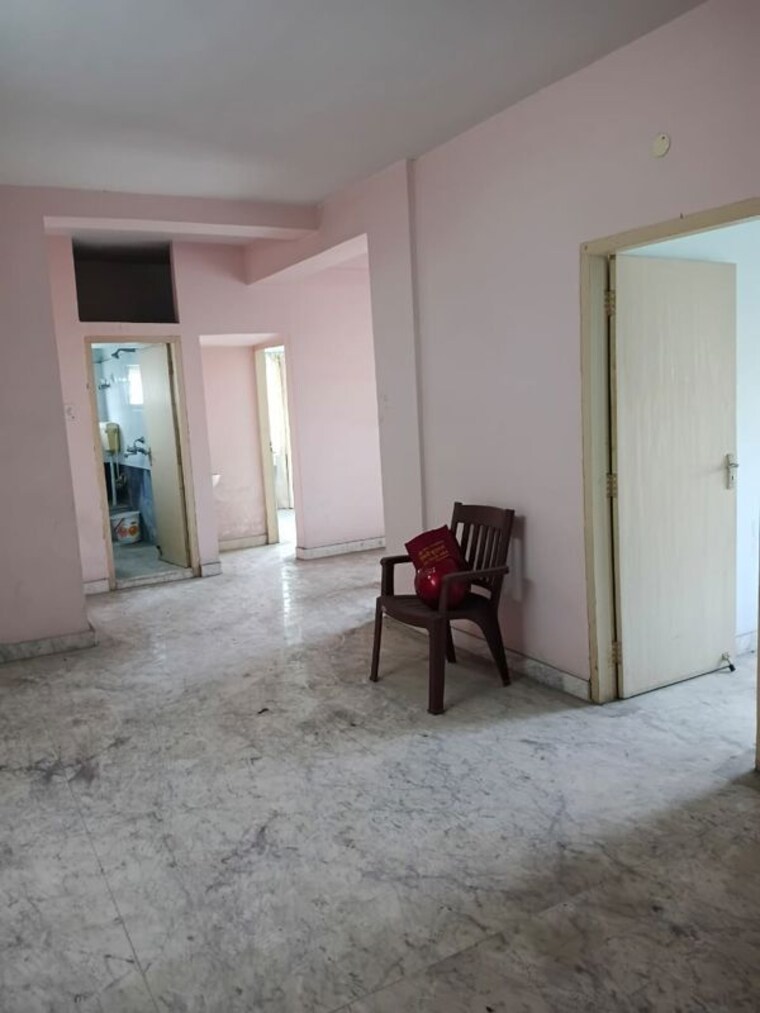  Parking, new town 3 Bedroom 1100 Sq.Ft. Builder Floor In New Town Kolkata 10570685