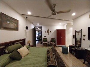 Living Room in 4 BHK Builder Floor at Sector 22 – for Rent