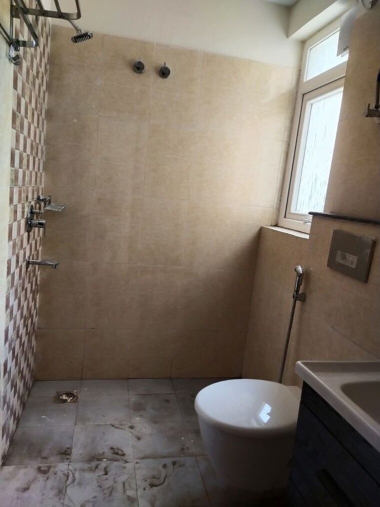 Bathroom, orris-aster-court-premier 3.5 Bedroom 2120 Sq.Ft. Apartment In Sector 85 Gurgaon 10570661