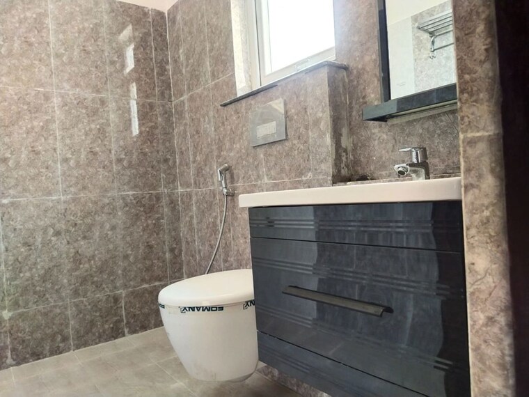 Bathroom, orris-aster-court-premier 3.5 Bedroom 2120 Sq.Ft. Apartment In Sector 85 Gurgaon 10570661