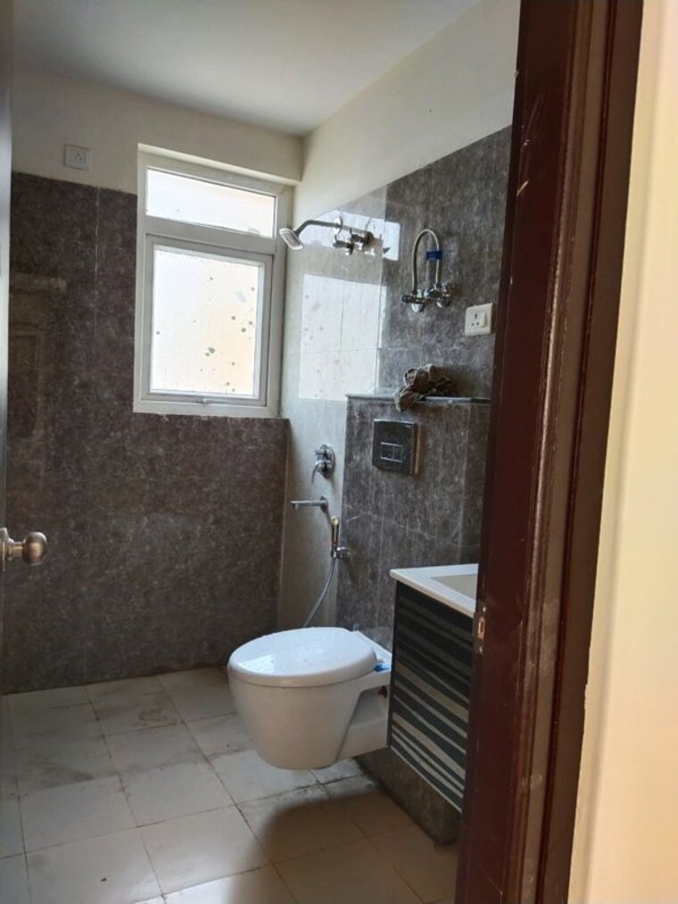 Bathroom, orris-aster-court-premier 3.5 Bedroom 2120 Sq.Ft. Apartment In Sector 85 Gurgaon 10570661