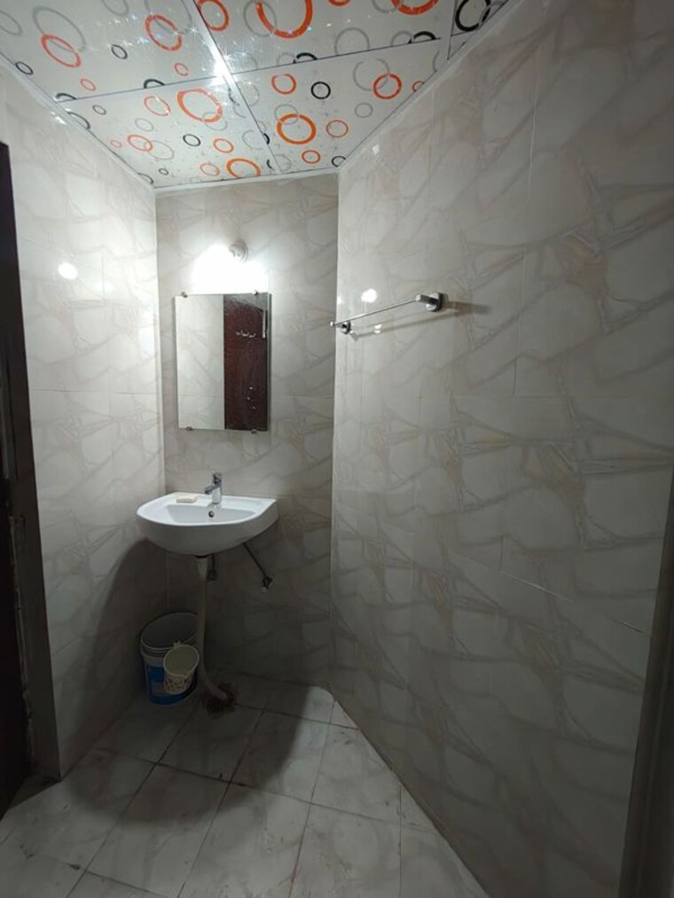 Bathroom, geotech-pristine-avenue 3 Bedroom 1525 Sq.Ft. Apartment In Sector 16c Greater Noida Greater Noida 10570703
