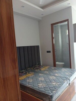 Room in 1 RK Independent House at Sector 22 – for Rent