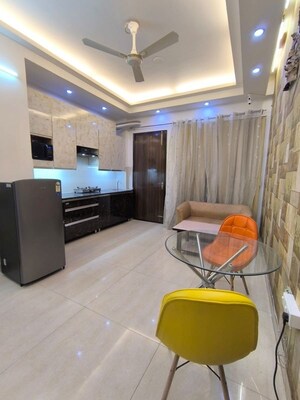 Living Room in 1 BHK Builder Floor at Sector 57 – for Rent