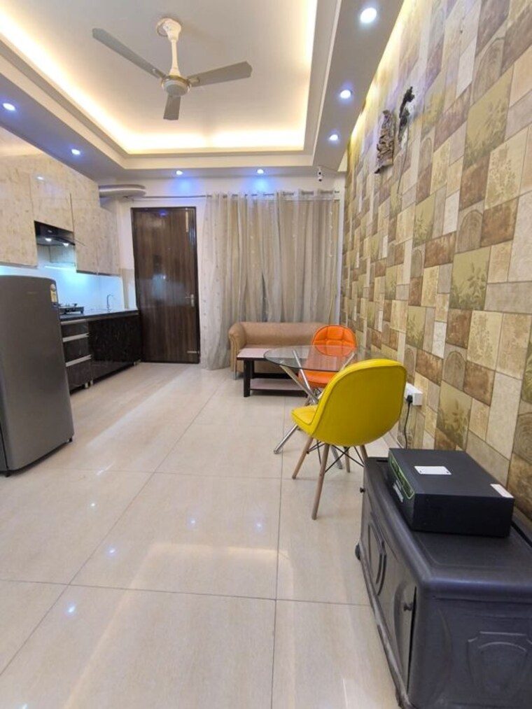 Room, sector 57 1 Bedroom 500 Sq.Ft. Builder Floor In Sector 57 Gurgaon 10570722