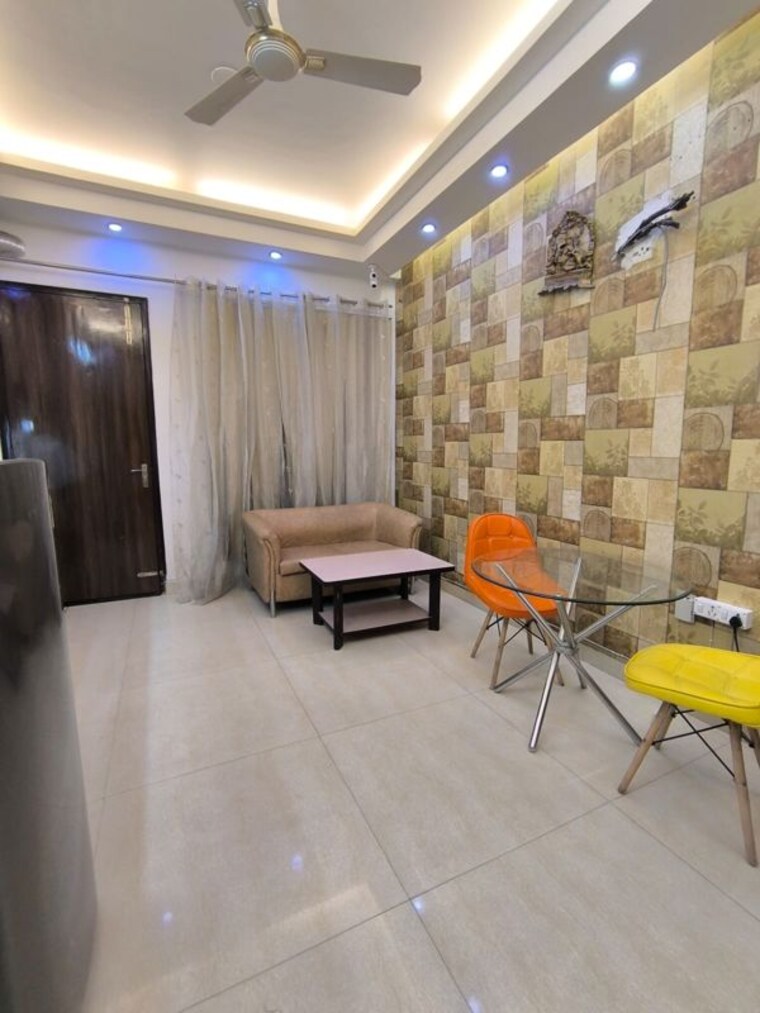 Room, sector 57 1 Bedroom 500 Sq.Ft. Builder Floor In Sector 57 Gurgaon 10570722