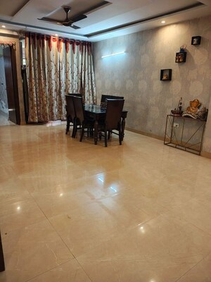 Living Room in 3 BHK Builder Floor at Green Fields Colony – for Rent