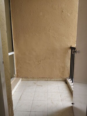 Room in 2.5 BHK Apartment at Sare Home, Sector 92 – for Rent