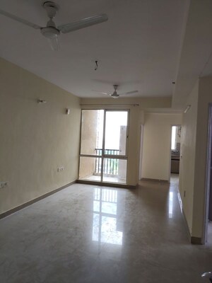 Room in 2.5 BHK Apartment at Sare Home, Sector 92 – for Rent