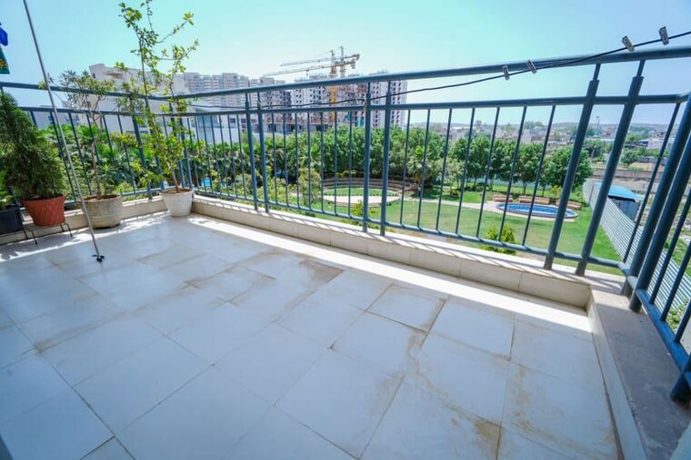 Balcony, godrej-101 3 Bedroom 2366 Sq.Ft. Apartment In Sector 79 Gurgaon 10570739