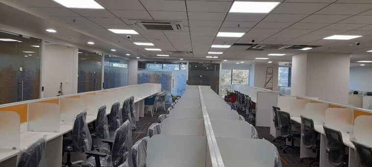Team Area, veera desai road Commercial Office Space 8500 Sq.Ft. In Veera Desai Road Mumbai 10570735