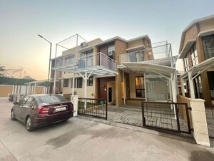 2.5 BHK Villa For Sale in Kadamba Plateau