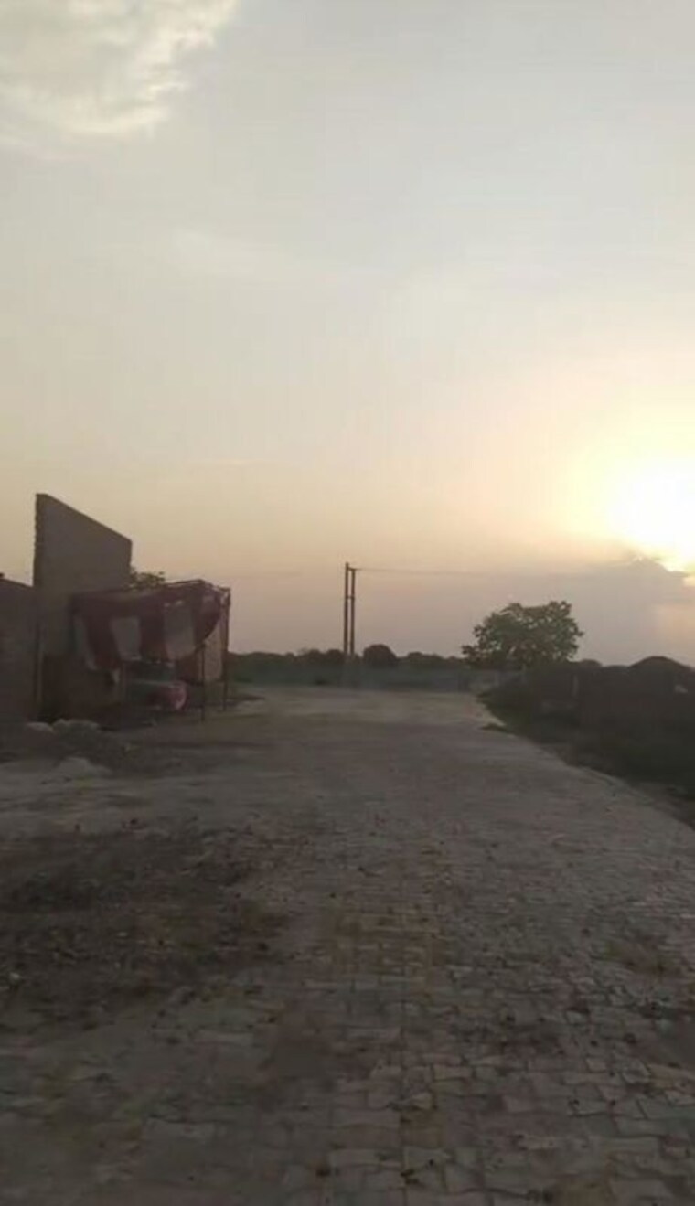 undefined, chaitanya vihar  100 Sq.Yd. Plot In Chaitanya Vihar Vrindavan 10570727