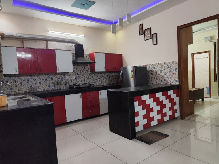 Bedroom, silver-city-extention 2 Bedroom 1250 Sq.Ft. Apartment In Vip Road Zirakpur 10570759