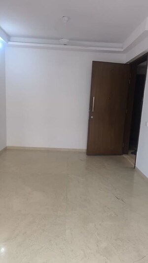 Room in 1 BHK Apartment at Hiranandani Zen Maple, Powai – for Rent