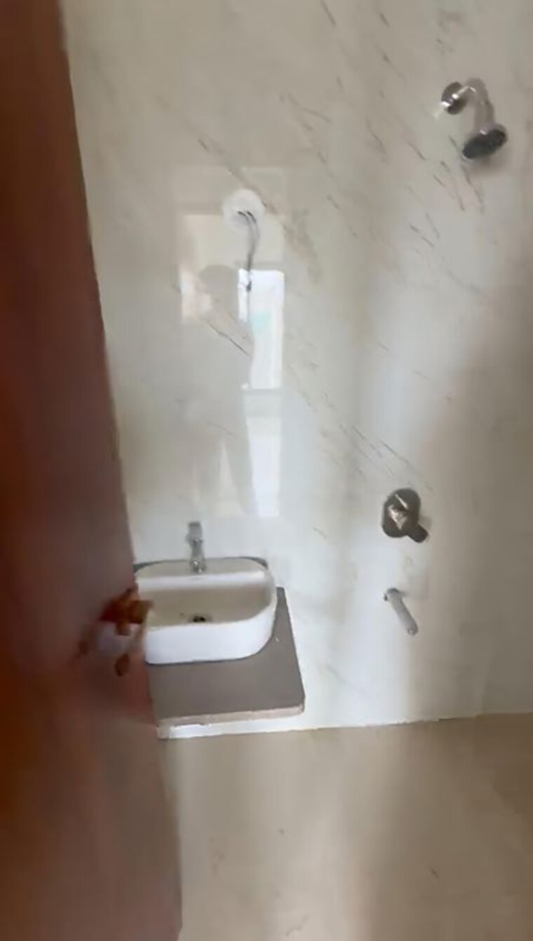 Bathroom, agastya-signature 2 Bedroom 614 Sq.Ft. Apartment In Vikhroli East Mumbai 10570766
