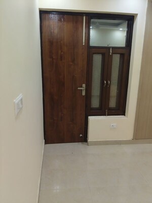 Room in 2 BHK Builder Floor at Sector 23 Dwarka – for Rent