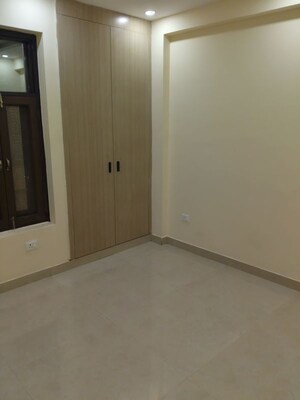 Room in 2 BHK Builder Floor at Sector 23 Dwarka – for Rent