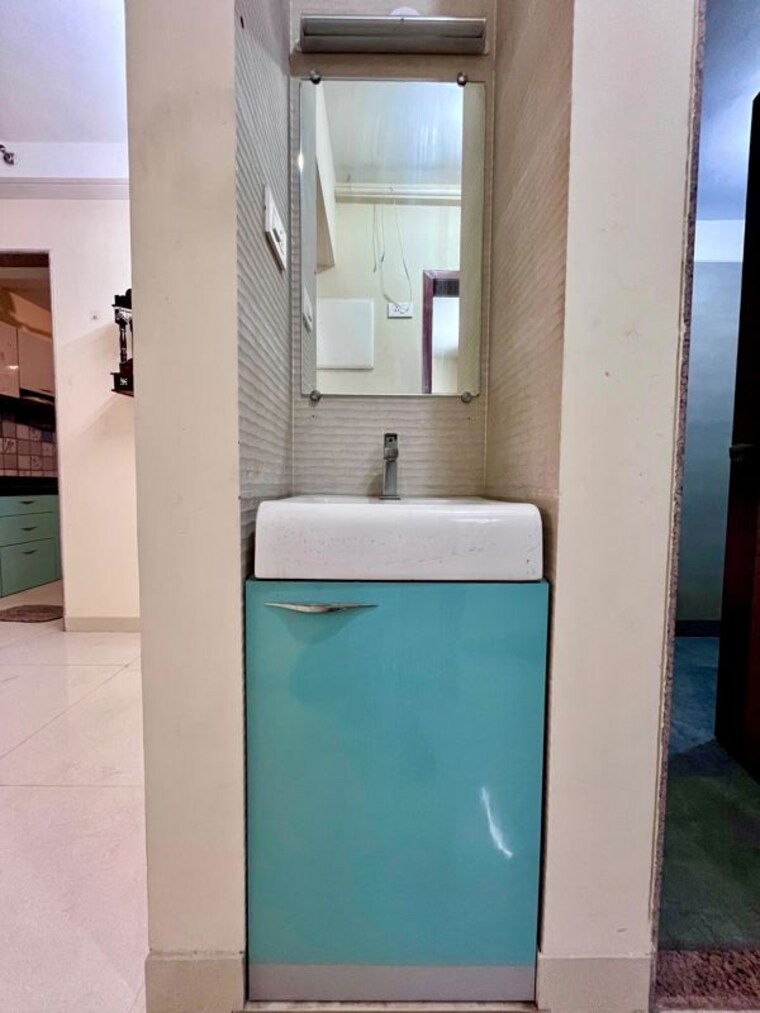Bathroom, paradise-lifespaces-sai-world-city 2 Bedroom 1000 Sq.Ft. Apartment In New Panvel Navi Mumbai 10570804