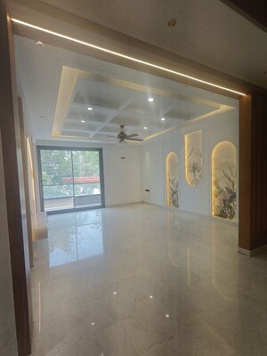 Living Room in 4 BHK Builder Floor at Sector 10 – for Sale