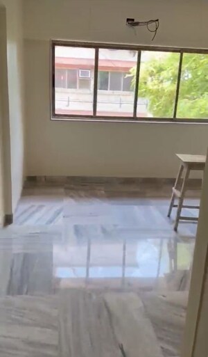 3 BHK Apartment For Rent in Juhu Versova Link Road