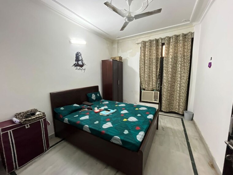 Bedroom, sector 56 3 Bedroom 240 Sq.Yd. Builder Floor In Sector 56 Gurgaon 10570815