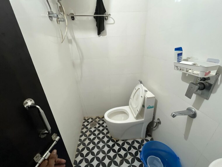 Team Area, sector 56 3 Bedroom 240 Sq.Yd. Builder Floor In Sector 56 Gurgaon 10570815