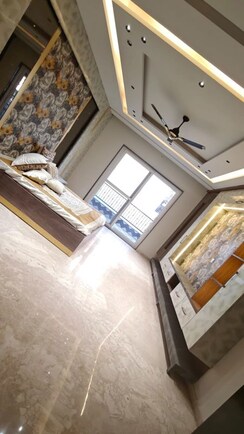 4 BHK + Pooja Room,Servant Room,Study Room Builder Floor For Sale in Sector 17