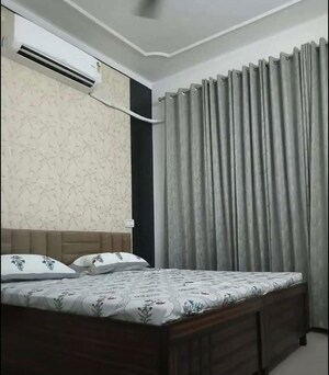 2 BHK Apartment For Rent in Vip Road