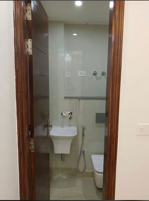 Attached Bathroom in 2 BHK Builder Floor at Vasant Kunj – for Sale